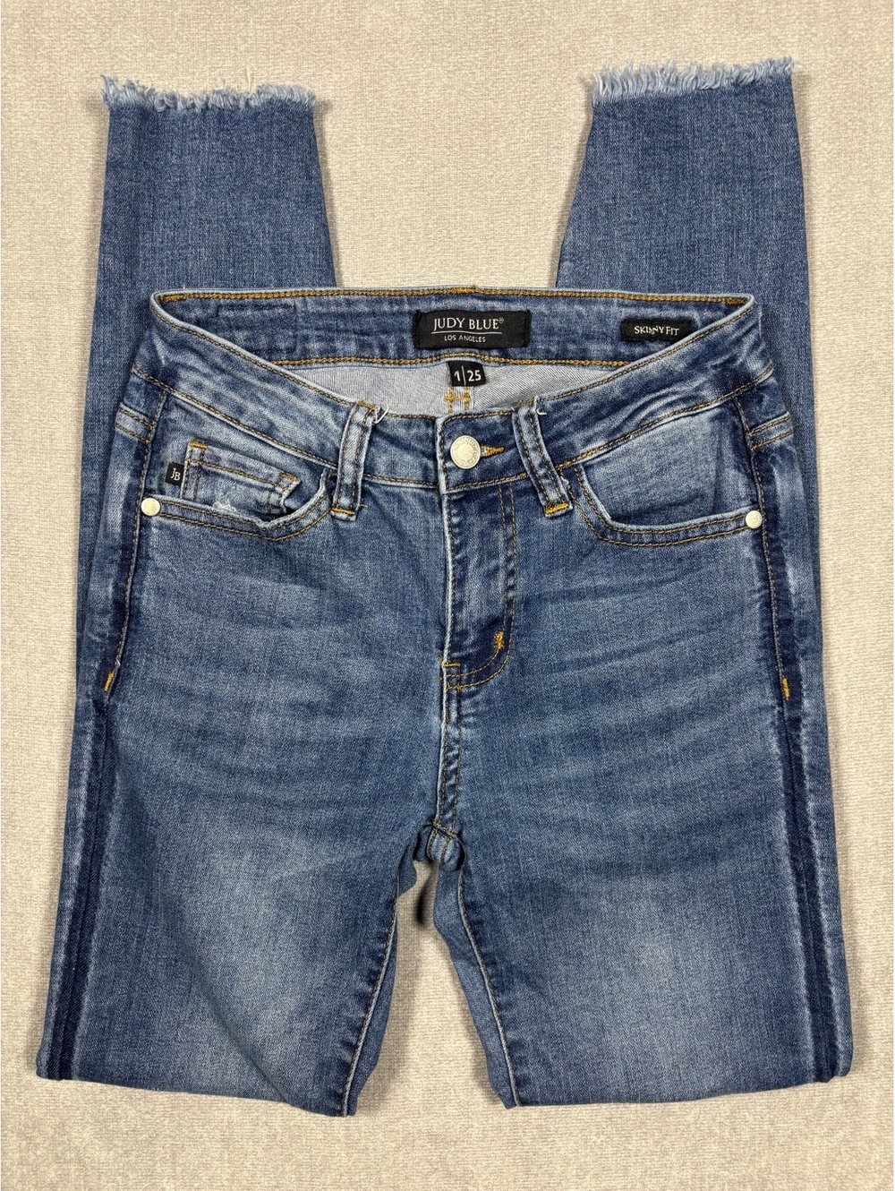 Judy Blue Women's Skinny Fit Distressed Jeans Size 1/25